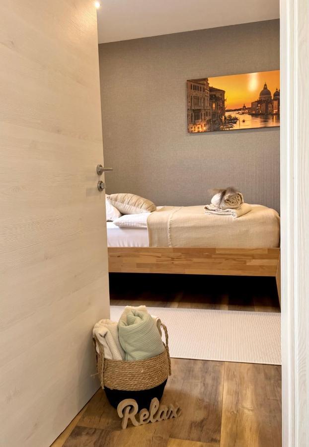 Grosse Wohnung Wellness + Sauna + Netflix Petershagen Eksteriør bilde